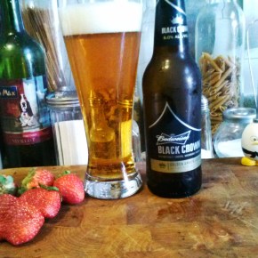 Beer: Budweiser Black&nbsp;Crown